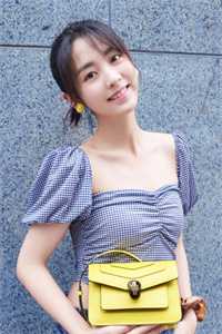 重生后，我抛下竹马和瞎眼男结婚小说