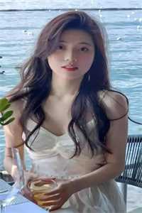 太后微服出行，却被秀女卖进青楼无删减+无广告